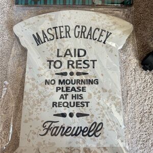 The Haunted Mansion Master Gracey Decorative Plaque